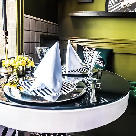 Boutique Massimos Hotel