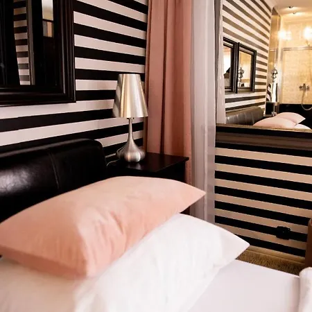 Hotel Boutique Massimos 4*