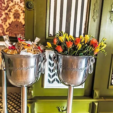 Boutique Massimos Hotel